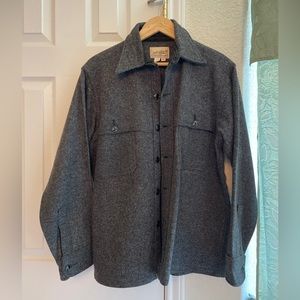 Eddie Bauer expedition outfitter 100 percent wool size 16 euc